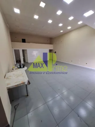 Imagem Salão Comercial para Locação Av São Miguel: 2 Salas, 2 Banheiros, 2 Vagas de Garagem, 130,79 m² de Área - Depósito Grande e 2 Vagas Inclusos!