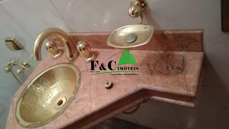 Imagem Casa para Venda em Araras, Jardim Rosana, 4 dormitórios, 1 suíte, 5 banheiros, 3 vagas