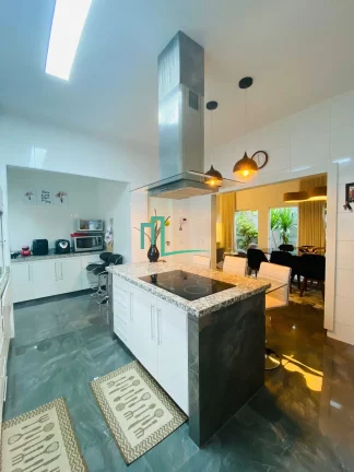 Imagem RESIDENCIA DE ALTO PADRÃO Á VENDA NO RESIDENCIAL SAN DIEGO - 300,00m² de terreno e 220,00 de construção