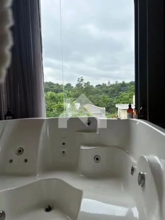 Imagem Casa de Condomínio em Alphaville - Santana de Parnaíba