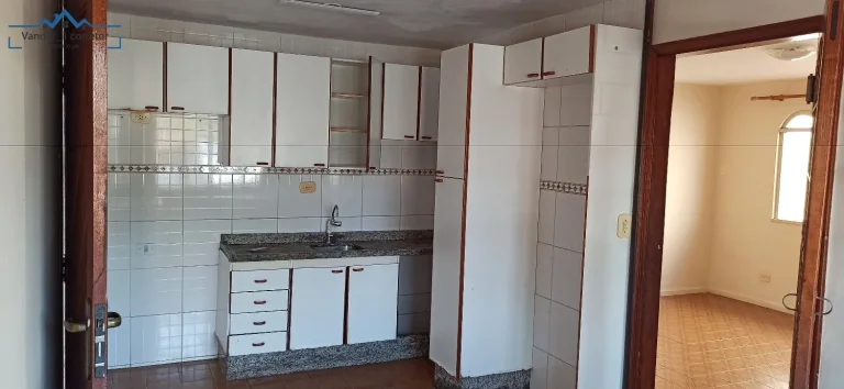 Imagem CASA COM 3 DORMITÓRIOS MAIS EDICOLA COM SUITE A VENDA NO CJ. LIBRA-FOZ DO IGUAÇU