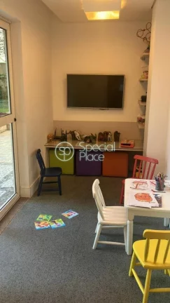 Imagem 150 metros 3 suítes 2 por andar Ar condicionado Área de serviço Closet Cozinha americana Dependê...