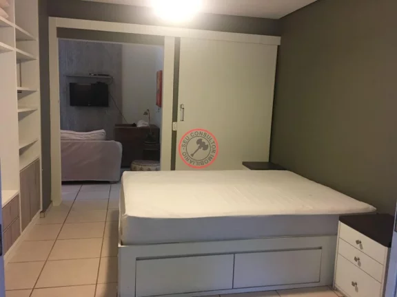 Imagem CASA PARA LOCAÇÃO ANUAL DENTRO DE RESIDENCIAL COM PISCINA, COM 2 DORMITÓRIOS, SENDO UMA SUITE