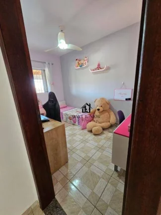 Imagem Casa com 3 dormitórios sendo 1 suite à venda, 228 m² por R$ 599.000 - Condomínio Village da Serra - Araçoiaba da Serra/SP