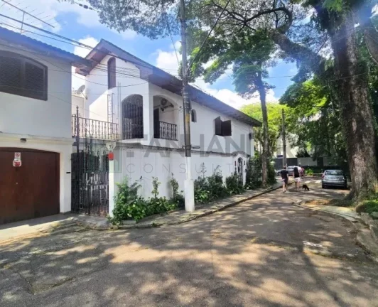 Imagem Casa de Luxo à Venda ou Locação em Jardim Paulista, São Paulo-SP: 3 quartos, 3 suítes, 3 salas, 5 banheiros, 4 vagas, 240 m².