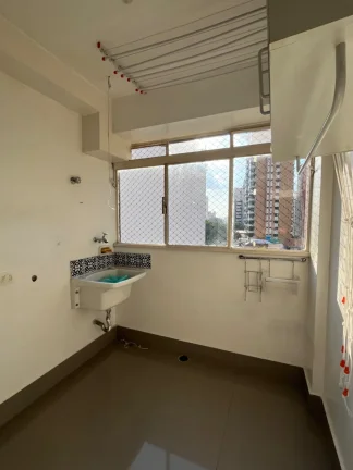 Imagem Apartamento 84M², 2Q, 1 Suíte, 2 Banheiros, 1 Vaga, Portaria 24h, Zelador.