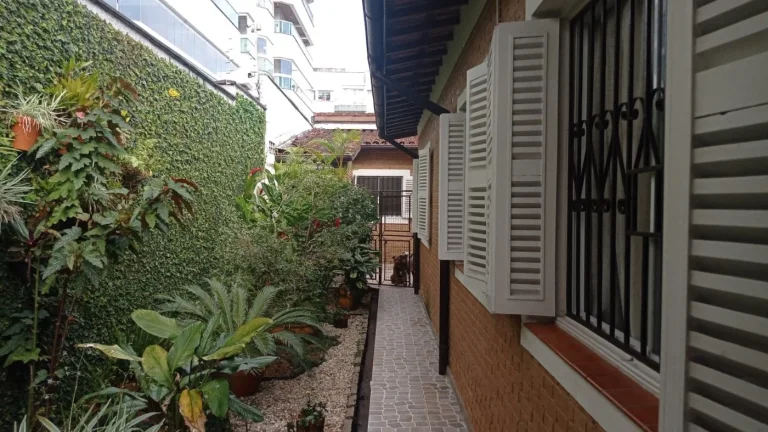 Imagem Casa para Venda em Ubatuba / SP no bairro Itaguá