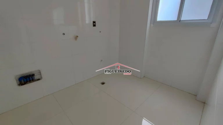 Imagem Apartamento à venda, 138 m² por R$ 1.650.000,00 - Canto do Forte - Praia Grande/SP