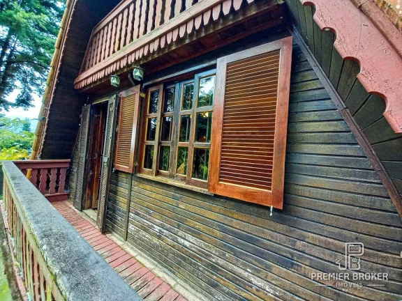 Imagem Casa à venda, 137 m² por R$ 780.000,00 - Cascata dos Amores - Teresópolis/RJ