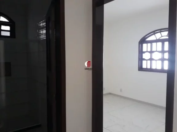 Imagem VENDO MARAVILHOSA CASA 3 QTS COM QUINTAL ENSEADA JACARAIPE