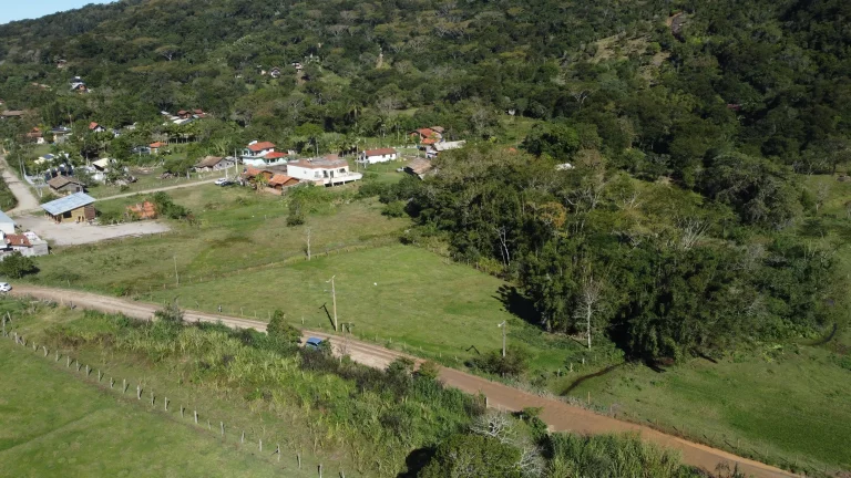 Imagem Terreno de 2.275m² em Garopaba/SC - R$650.000,00