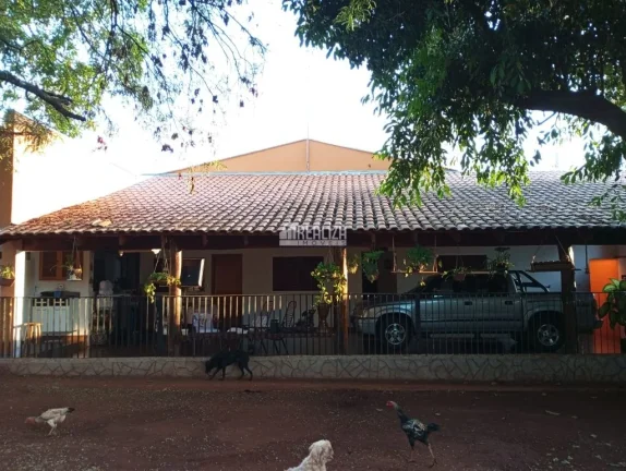 Imagem Casa à venda na Vila Elza, Aramina: 3 dormitórios e suíte!