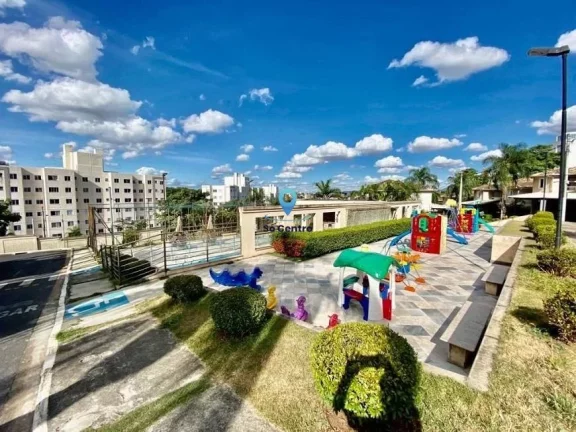 Imagem Casa em Condomínio com 4 Dormitórios e Piscina - Cabral, Contagem - MG Excelente casa em condomín...