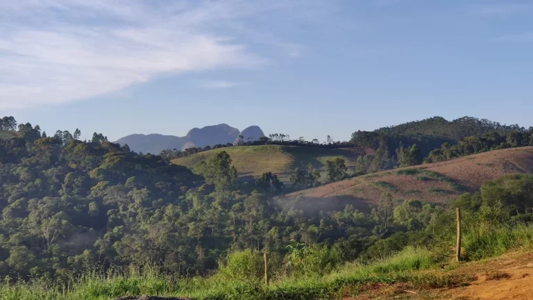 Imagem SITIO RURAL em ARACÊ - ES, BARCELOS