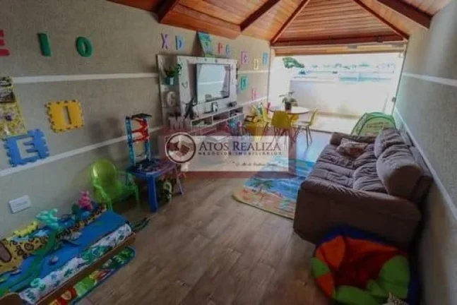 Imagem EXCLUSIVO. Vendo Super oportunidade no Jardim Sabará, região de Campo Grande, Sobrado de 163m² de Área Útil, imóvel com 3 Andares, São 3 Dormitórios, 1 sendo Suíte, Sala de Tv, Sala de Jantar, Cozinha ampla, Sótão com Sacada,lavabo, Lavanderia, Churrasque