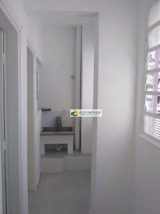 Imagem Apartamento todo reformado com 117 metros quadrados com 4 quartos no Centro - Campinas - SP
