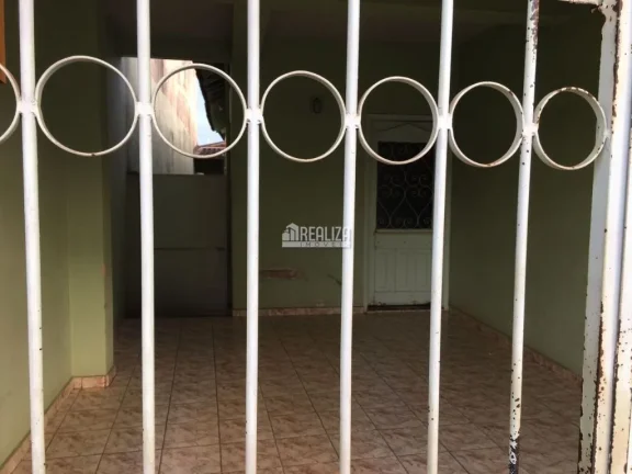 Imagem Casa à venda no bairro São Benedito, Uberaba - 2 dormitórios