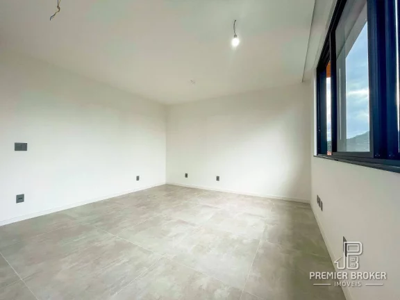 Imagem Casa à venda, 330 m² por R$ 4.900.000,00 - Várzea - Teresópolis/RJ