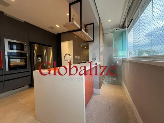 Imagem Apartamento à Venda com 2 Dormitórios e 1 Vaga no Bairro Gonzaga em Santos (SP) por R$ 1.300.000,00 !