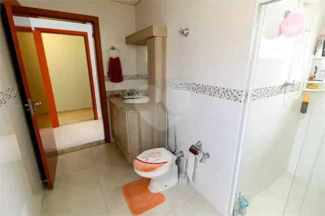 Imagem Sobrado à venda com 4 quartos, sendo 1 suíte, em Vila Sônia, São Paulo - SP
