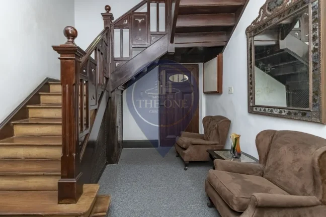 Imagem Magnífica Casa à Venda na Barra Funda: 12 Salas, 6 Banheiros, 16 Vagas - São Paulo-SP (520m²)