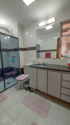 Imagem Agradável e amplo apartamento de 3 dormitórios