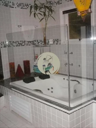 Imagem MARAVILHOSA MANSÃO NO CONDOMINIO FECHADO DO MORRO SANTA TYEREZINHA EM SANTOS SUNTUOSA CASA, RICA EM...