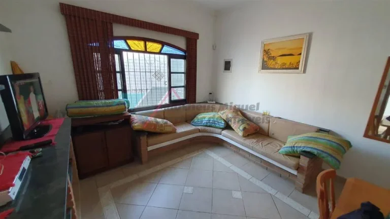 Imagem Casa 2 dormitórios com piscina em Praia Grande