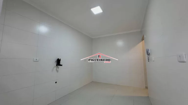 Imagem Apartamento com 2 dormitórios à venda, 80 m² por R$ 422.000,00 - Tupi - Praia Grande/SP