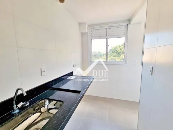 Imagem Apartamento com 2 dormitórios à venda, 66 m² por R$ 580.000,00 - Marapé - Santos/SP