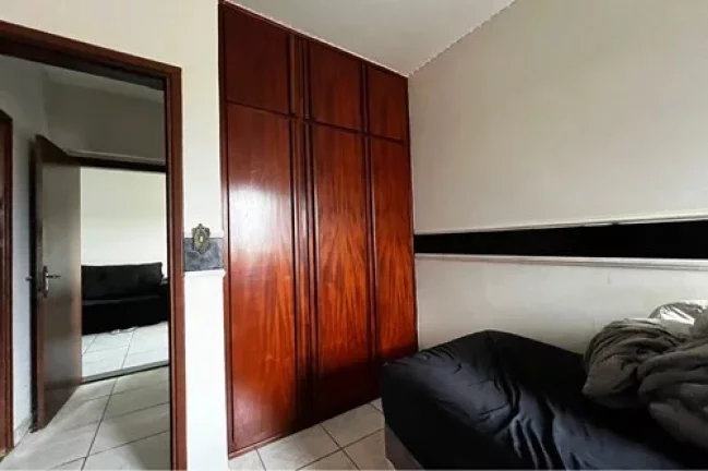 Imagem Apartamento tipo para venda em Vila Santa Rita com 3 quartos, sendo 1 suíte, 107m2