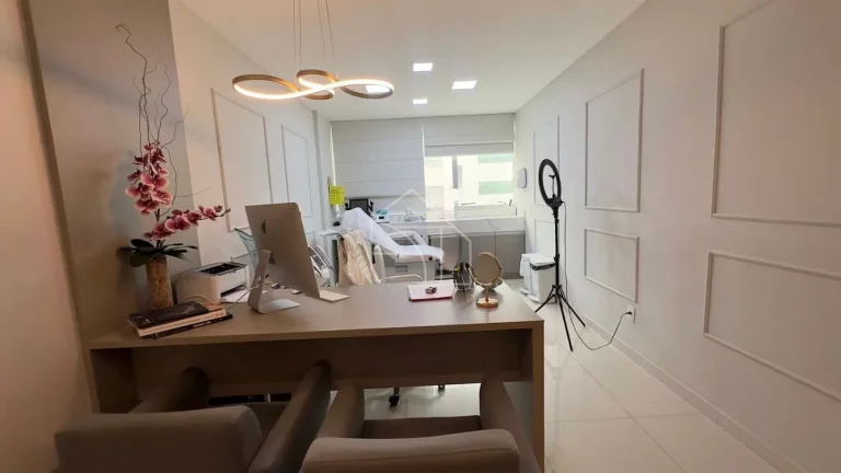 Imagem Sala comercial a venda no Centro Empresarial da Serra em Laranjeiras – 60m²