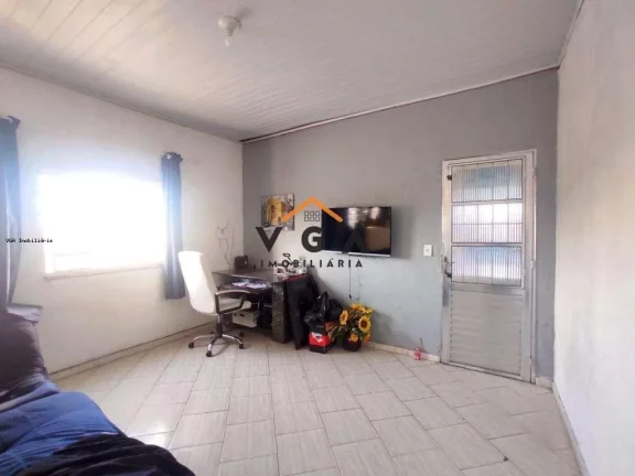 Imagem Casa para Venda em Ferraz de Vasconcelos, Jardim Helena, 5 dormitórios, 4 banheiros, 1 vaga