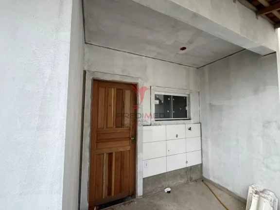 Imagem Casa Nova no Centro de Iguaba Grande:
  
 
 Oportunidade imperd...iacute;vel! Casa totalmente indep...