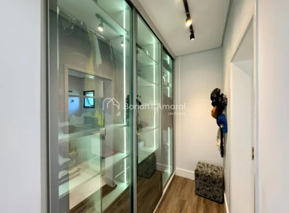 Imagem Sobrado à venda no Loteamento Residencial Arborais em Campinas, com 335 m² de área construída. S...