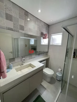 Imagem Casa à venda 2 Quartos, 2 Vagas, 150M², Jardim das Maravilhas, Santo André - SP