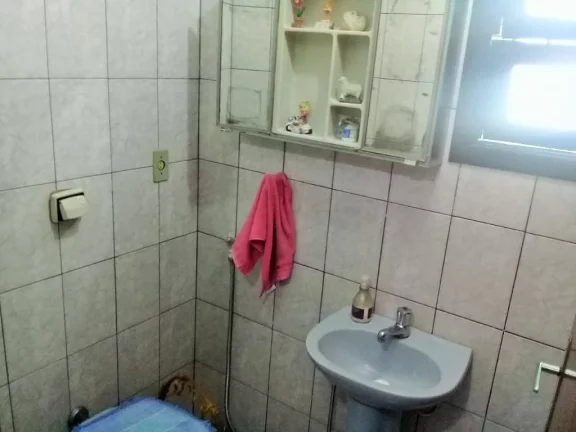 Imagem Casa com 6 dormitórios à venda, 100 m² por R$ 850.000,00 - Vila Lúcia - Poá/SP