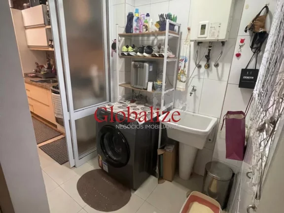 Imagem Apartamento à venda no Embaré por R$980.000,00 com 2 dormitórios (1 suíte), dependência e 2 vagas de garagem!!!