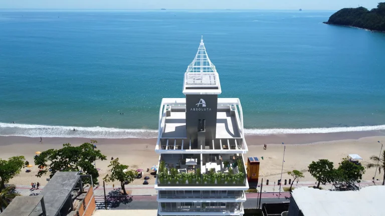 Imagem Cobertura com 4 dormitórios à venda sendo 4 suítes, 490.95 m² por - R$ 16.523.414,60 - Cabeçudas - Itajaí/SC