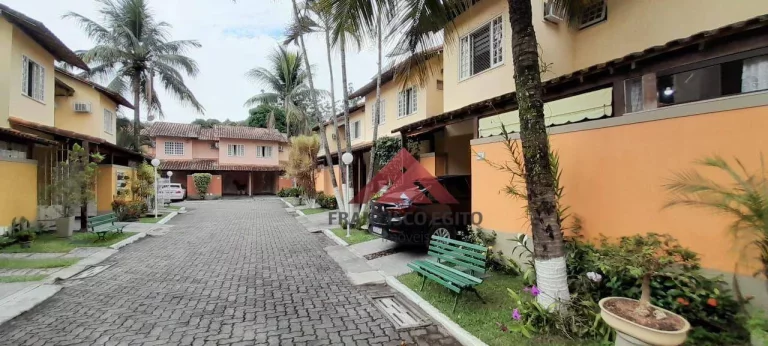 Imagem Casa com 2 dormitórios à venda, 58 m² por R$ 280.000,00 - Maria Paula - São Gonçalo/RJ
