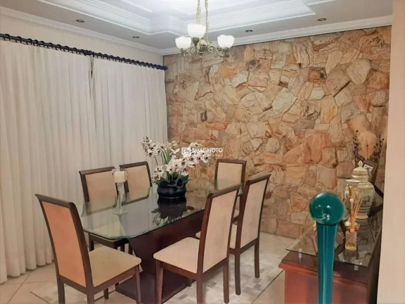 Imagem Casa com 3 dormitórios à venda, 186 m² por R$ 650.000,00 - Vila Rezende - Piracicaba/SP