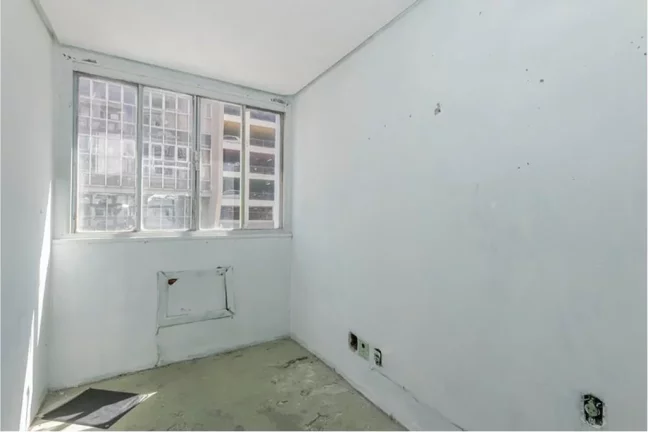Imagem CHSDS 615 Prédio 612541029-13 - Prédio à venda no bairro Centro Histórico - Porto Alegre/RS