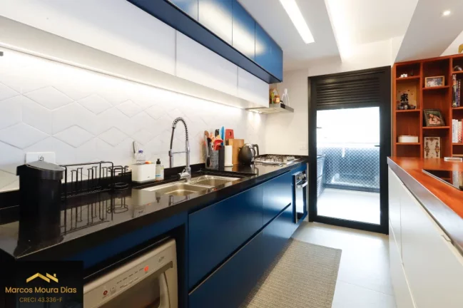 Imagem Apartamento com 3 suítes, Varanda Gourmet, 2 Vagas de Garagem no Sumaré. Edifício com Lazer e Portaria 24hs