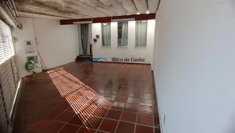 Imagem Sobrado à venda com 3 dormitórios, sendo 1 suíte, 2 vagas no Baeta Neves ao lado Shopping em São Bernardo do Campo