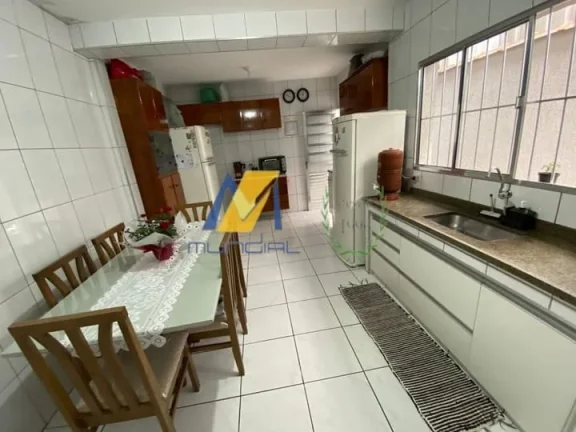 Imagem Vendo Sobrado em São Paulo, Jd. Sto Adélia