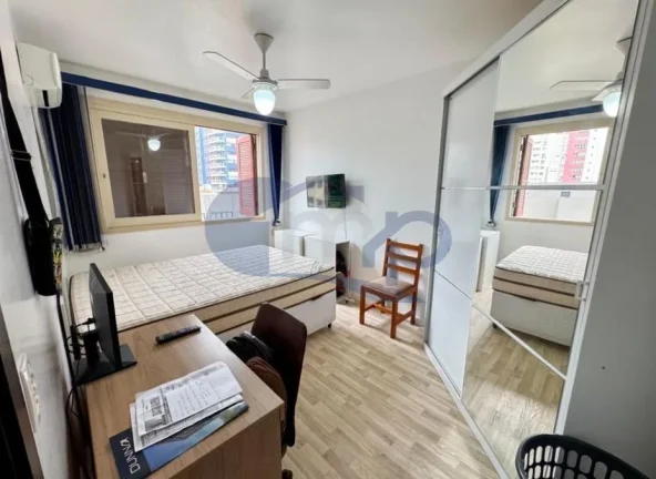 Imagem Apartamento á venda com 2 dormitórios no centro de Torres/RS