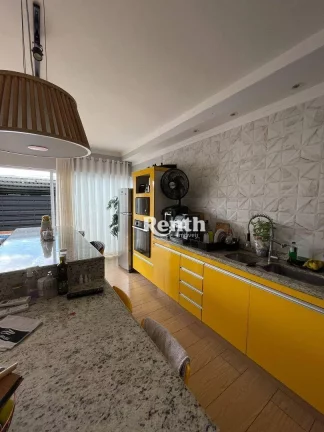 Imagem Casa com 2 dormitórios à venda por R$ 650.000,00 - Centro - Rio Claro/SP