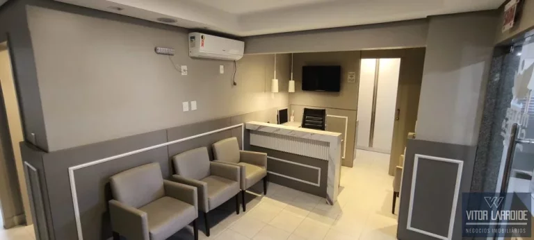 Imagem Sala Comercial Mobiliada Minas Center Tubarão SC