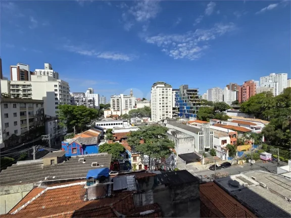 Imagem Apartamento à venda com 2 quartos, sendo 1 suíte, no condomínio You Pinheiros, São Paulo - SP