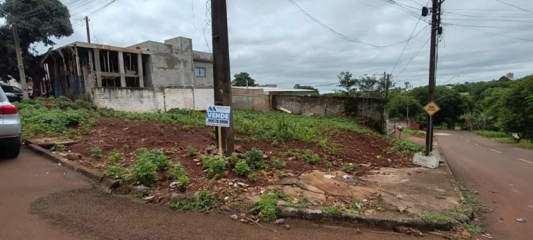 Imagem Terreno à venda em Cascavel, Santa Cruz - Energia Elétrica e Rua Asfaltada